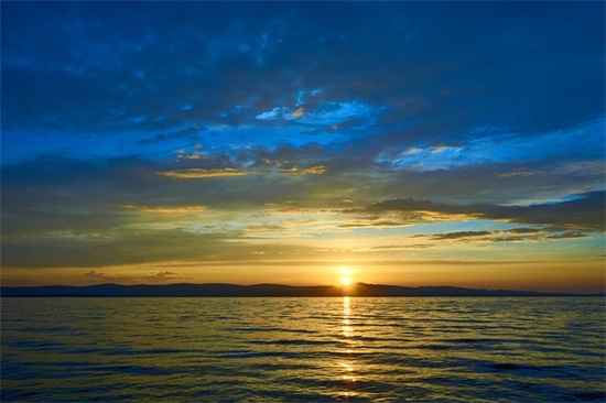 一个女人承受压力的励志句子 承受压力的励志句子