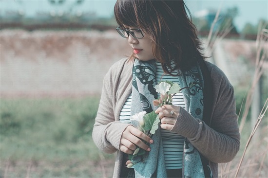 揭露人性丑恶的句子38句