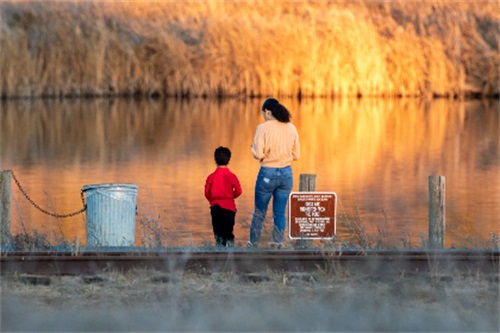 描写四月份的句子
