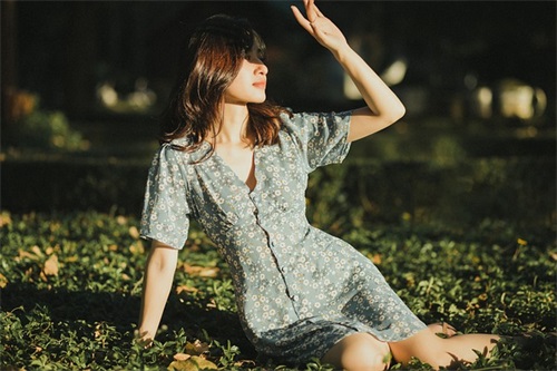 精选的那些令人心疼的句子大全(坚强到令人心疼的句子)