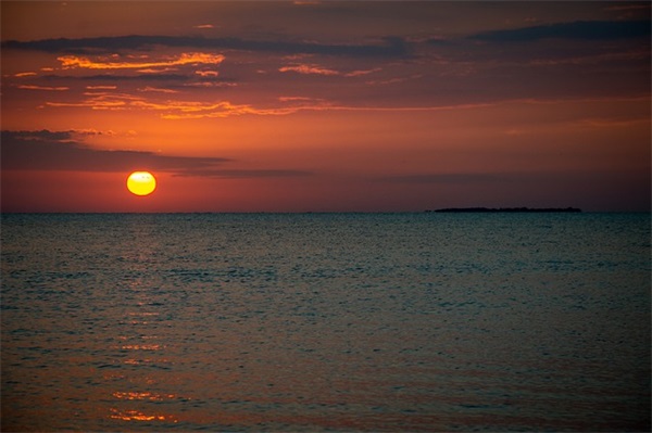 超拽霸气的qq文案