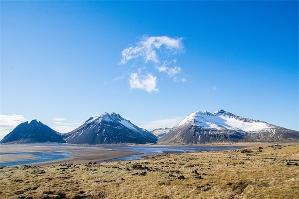 同事结婚祝福语有趣 同事结婚祝福语八字