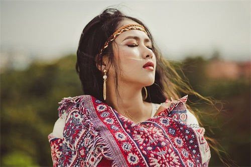 关于抗击新冠肺炎疫情的正能量句子