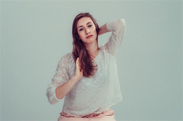 带彤好听网名女生