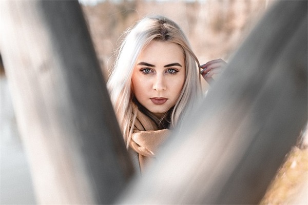 形容孤独无助的句子100句