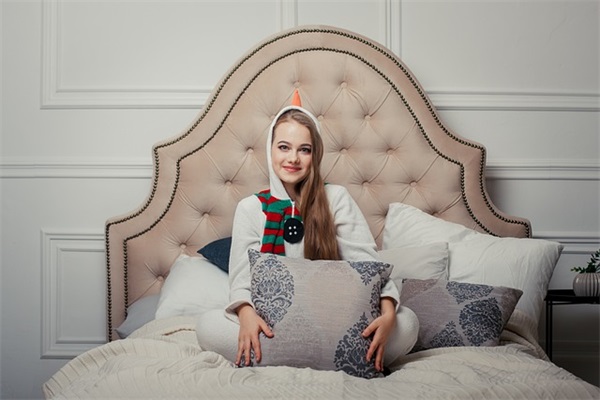 女人喝酒短句 女人喝酒搞笑段子短句(精选57句)