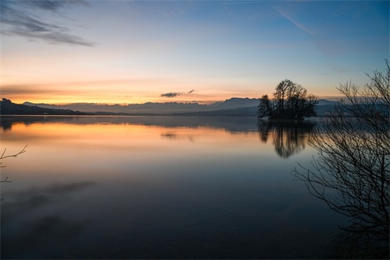 阴天简短句 阴天短句字(精选17句)